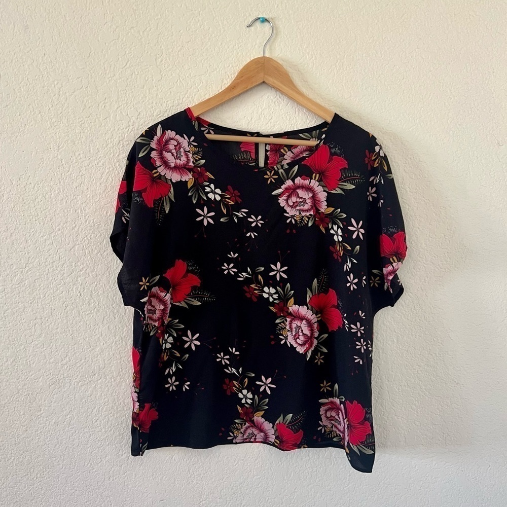 Floral blouse Size‎ 1x